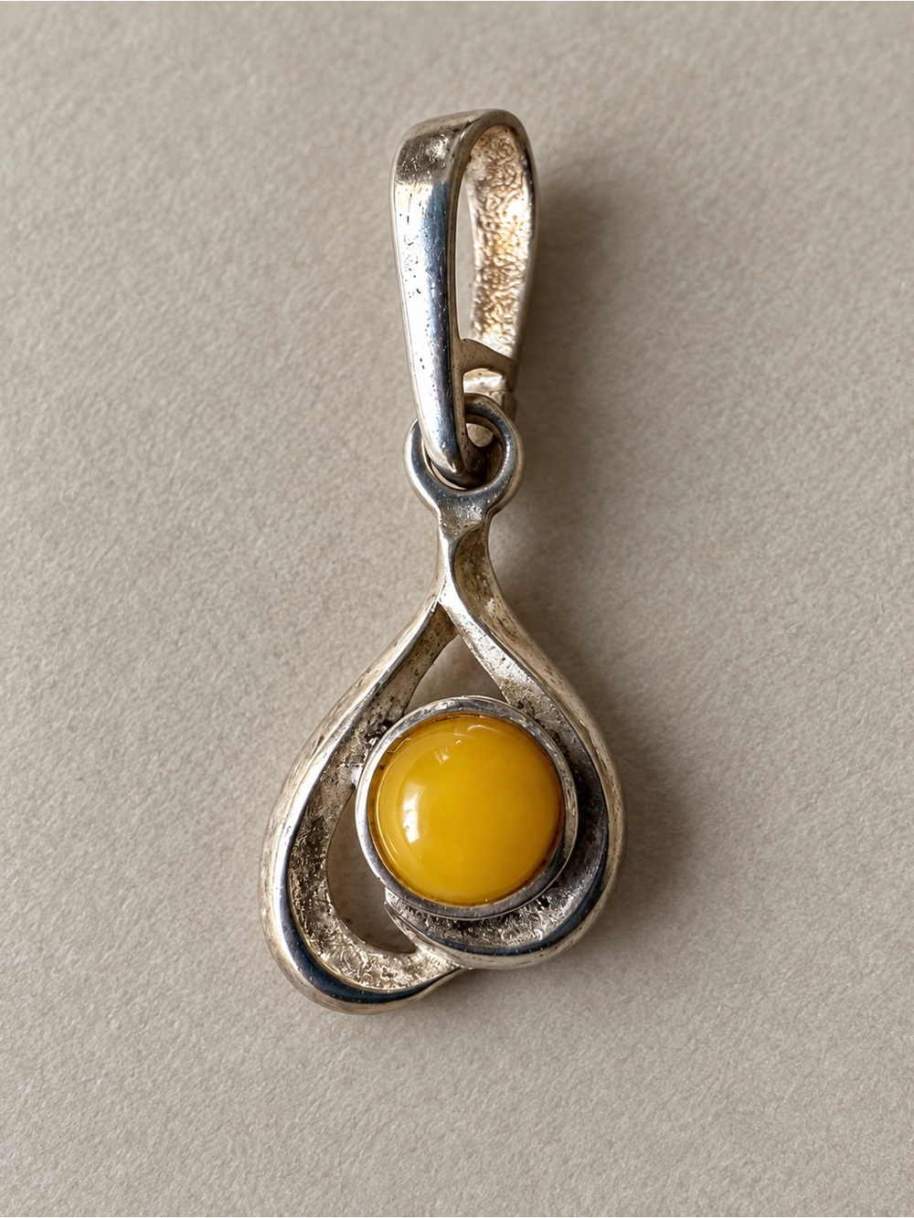 925 Sterling Silver Yellow Cabochon Teardrop Swirl Pendant